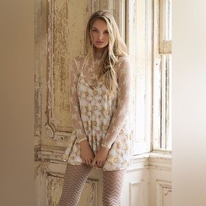 FREE PEOPLE Chiara Romper. Size Medium M. NWOT